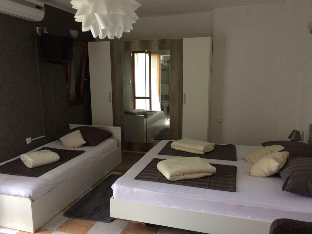 Apartmani Dana Sukošan Exterior foto