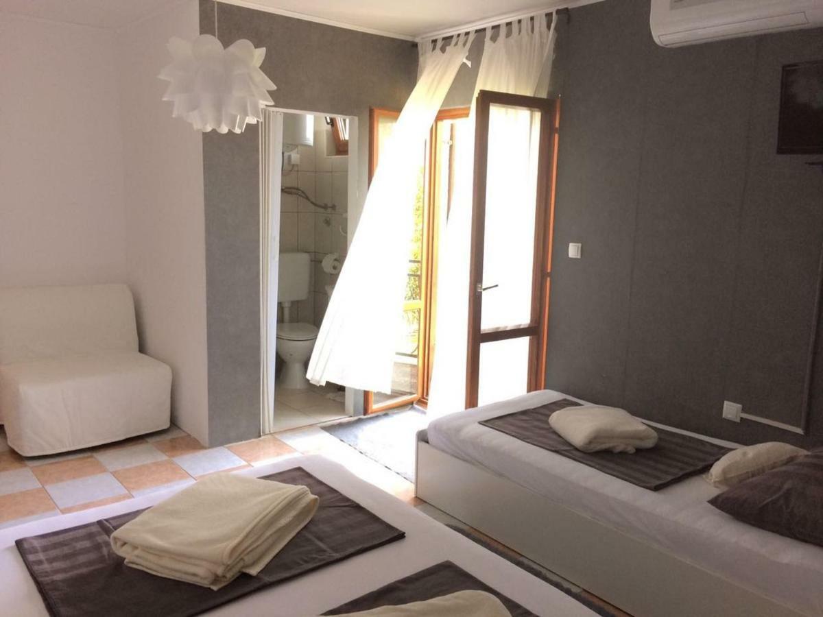 Apartmani Dana Sukošan Exterior foto