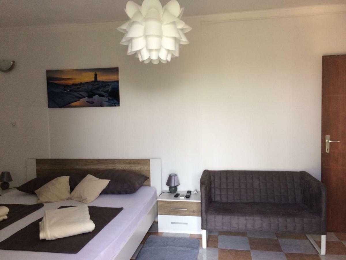 Apartmani Dana Sukošan Exterior foto