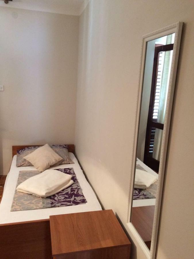 Apartmani Dana Sukošan Exterior foto