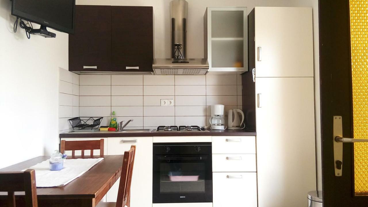 Apartmani Dana Sukošan Exterior foto